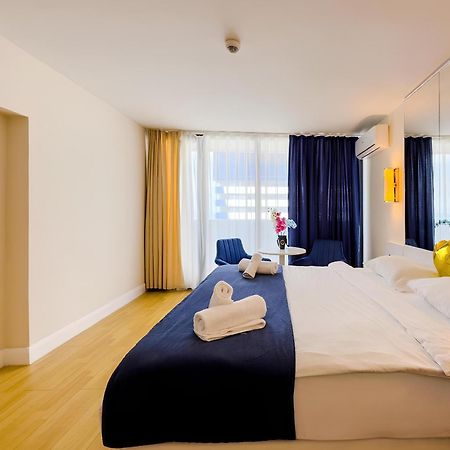 Orbi City Apartment With Sea View Batumi Exterior foto