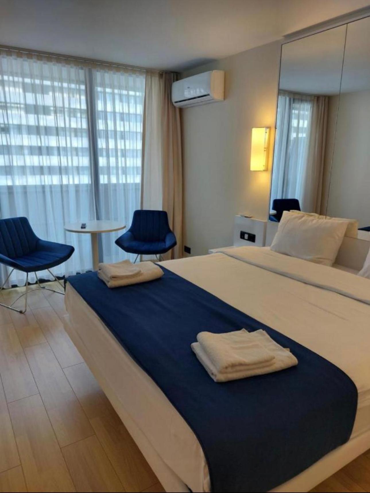 Orbi City Apartment With Sea View Batumi Exterior foto